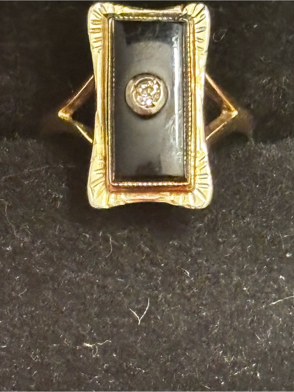 ANTIQUE ART DECO 14k GOLD ONYX AND DIAMOND RING size 5